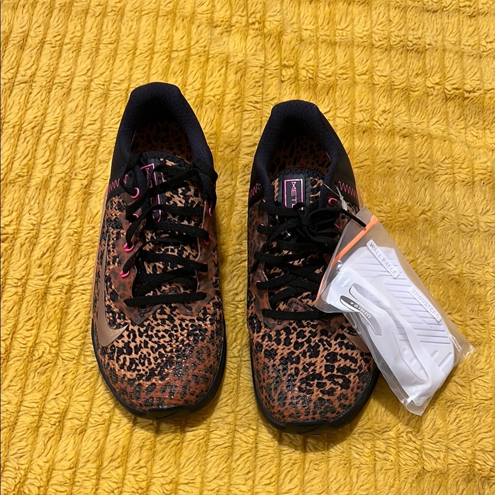 Nike Metcon 6 Leopard Print Sneakers